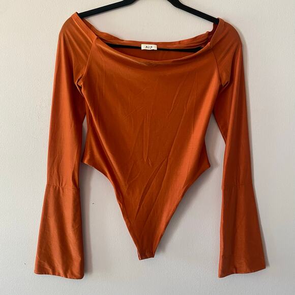 Alix NYC Revolve Women's Small Orange Off-The-Shoulder Bell Long Sleeve Bodysuit - Picture 1 of 10